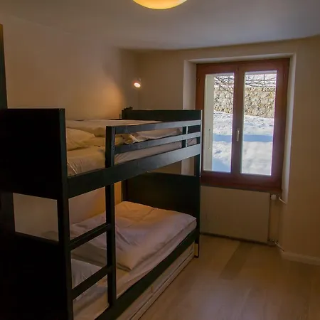 Le 8 Chalet דירה *